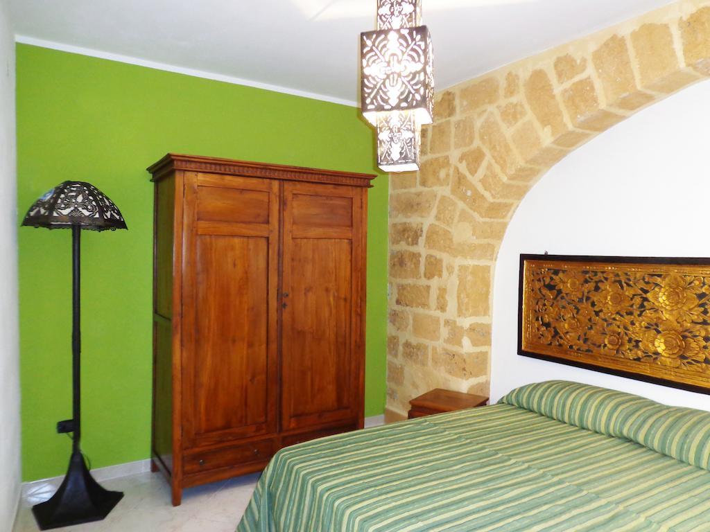 Cous Cous Apartments Mazara del Vallo Kamer foto
